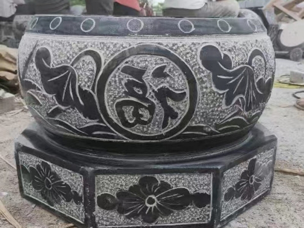 柱础石