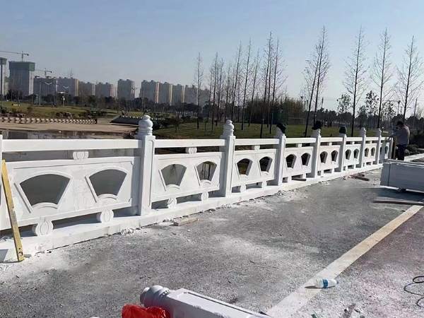 石栏杆