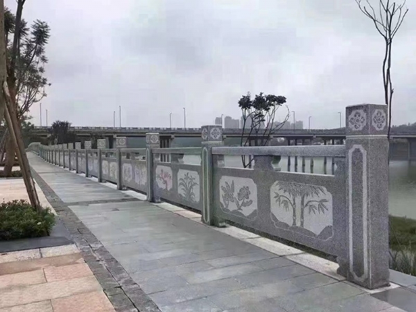 石栏杆